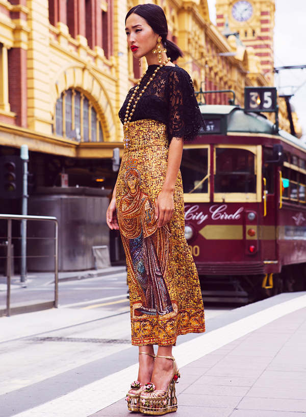 Nicole-Warne-wearing-dolce-and-gabbana-at-Flinders-Street-Station