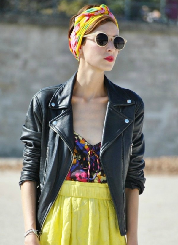 the-street-muse-moto-leather-jacket-print-top-yellow-mini-head-scraf-street-style-sunglasses-600x827